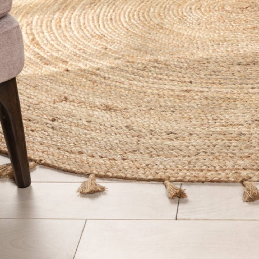 Braided round jute rug with tassels - Image 5