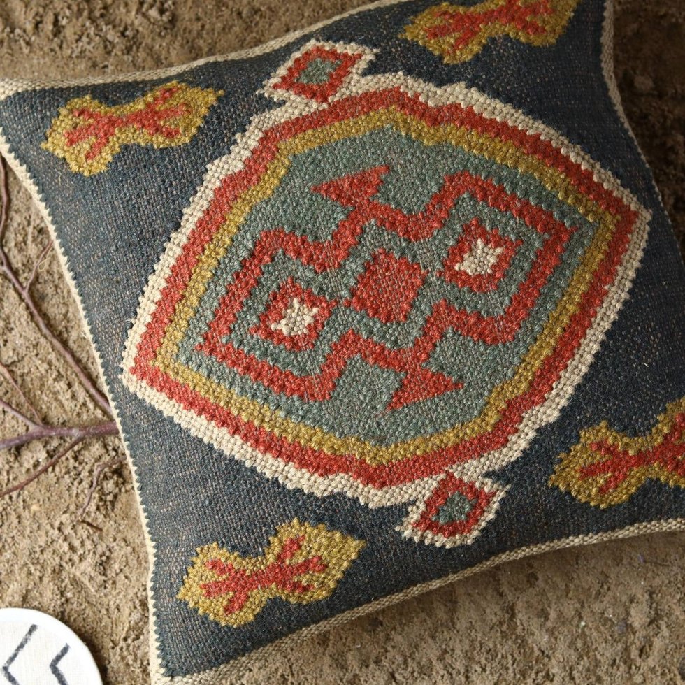 Ethnic wool and jute kilim pillow - Image 3