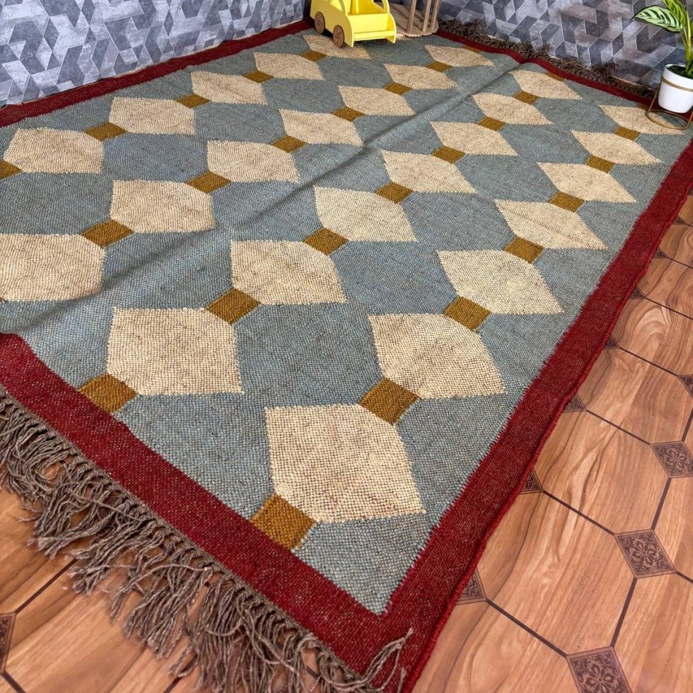 Green woven wool and jute rug - Image 3