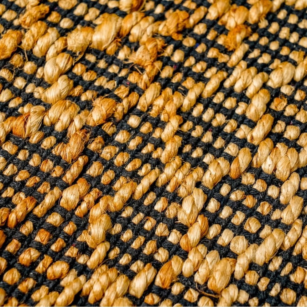 Handwoven jute ribbed solid rug - Image 5