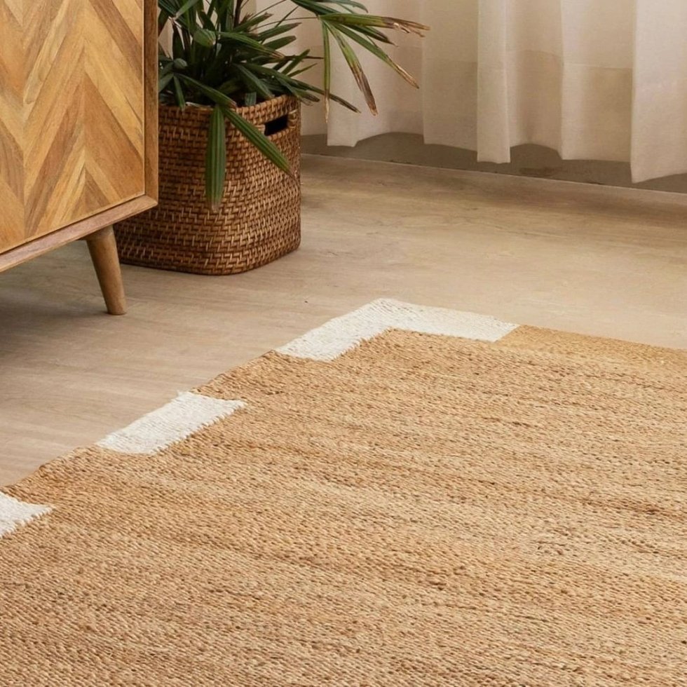 Jute and hemp rugs with white border - Image 3