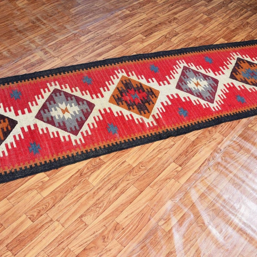 Jute and wool runner kilim rug - Image 3