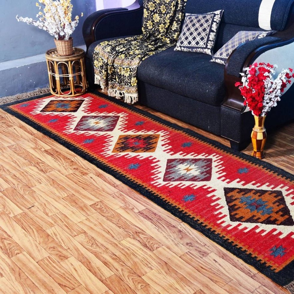 Jute and wool runner kilim rug