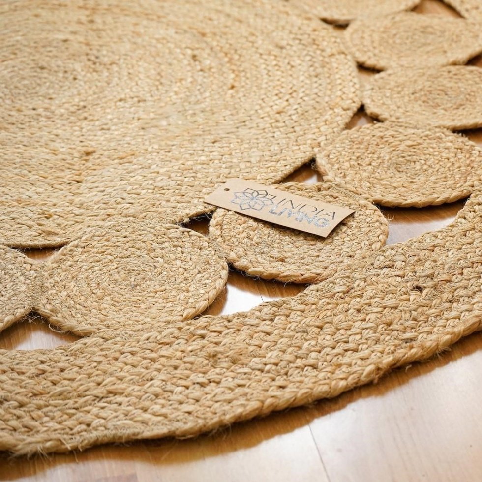 Natural round braided cut-out jute rug - Image 4