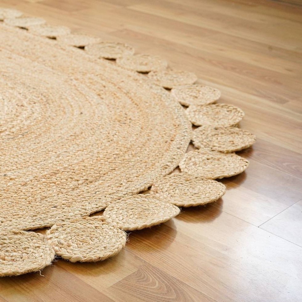 Natural scalloped jute oval rug - Image 4