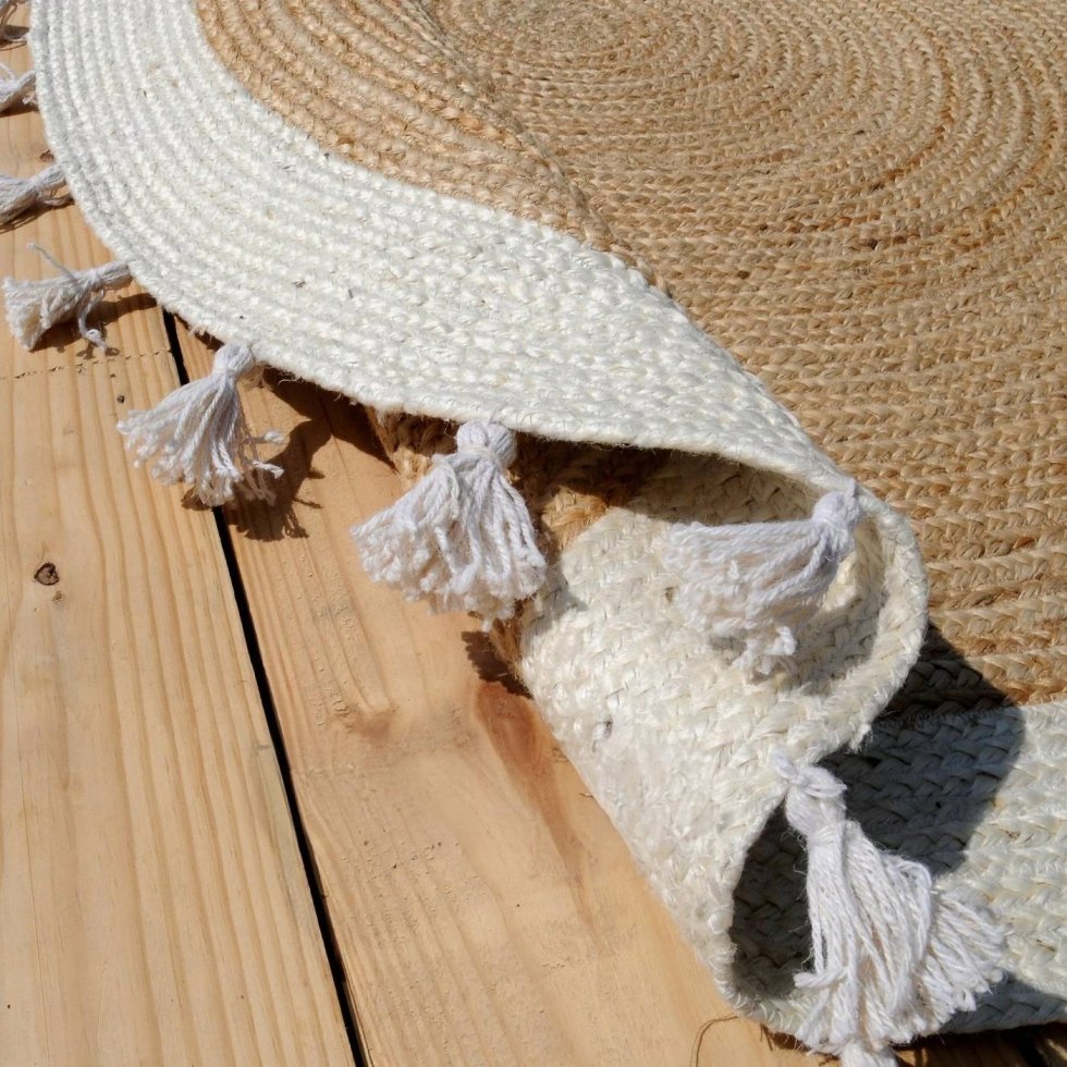 Round jute rug with white border - Image 2