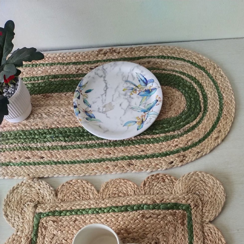 Scalloped and oval jute placemats - Image 4