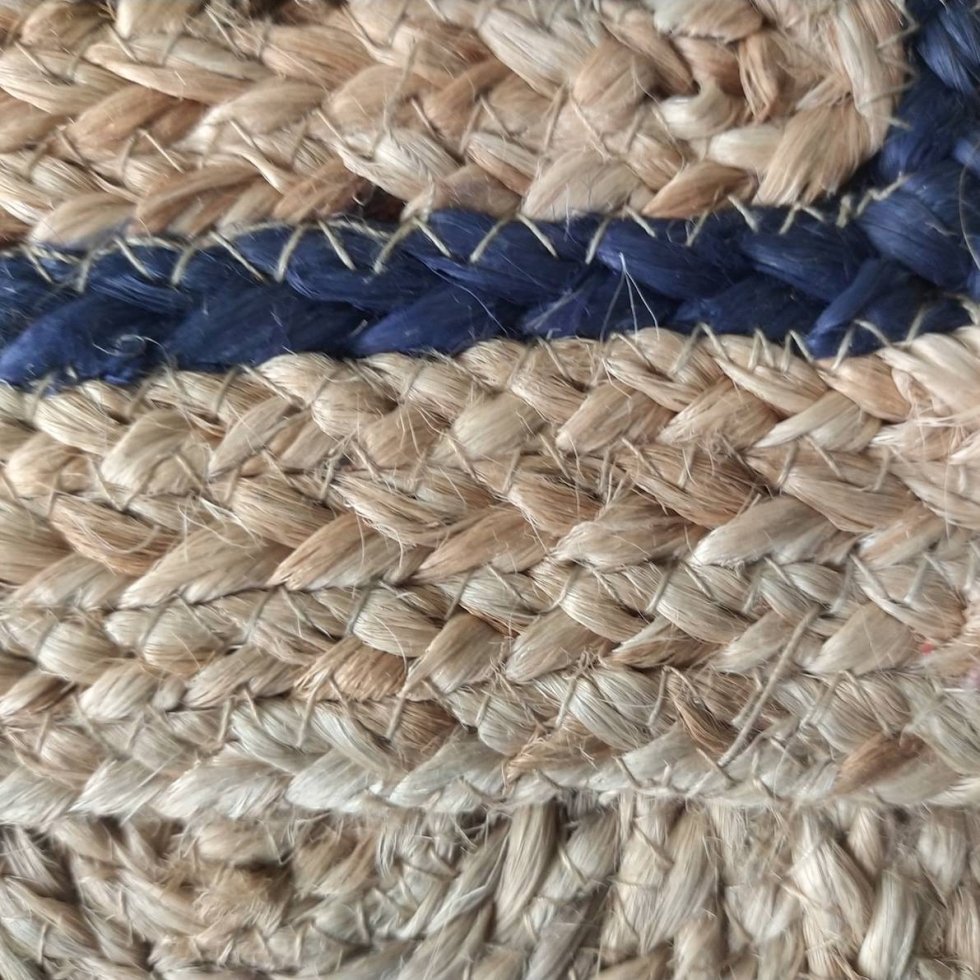Scalloped jute placemats - Image 5