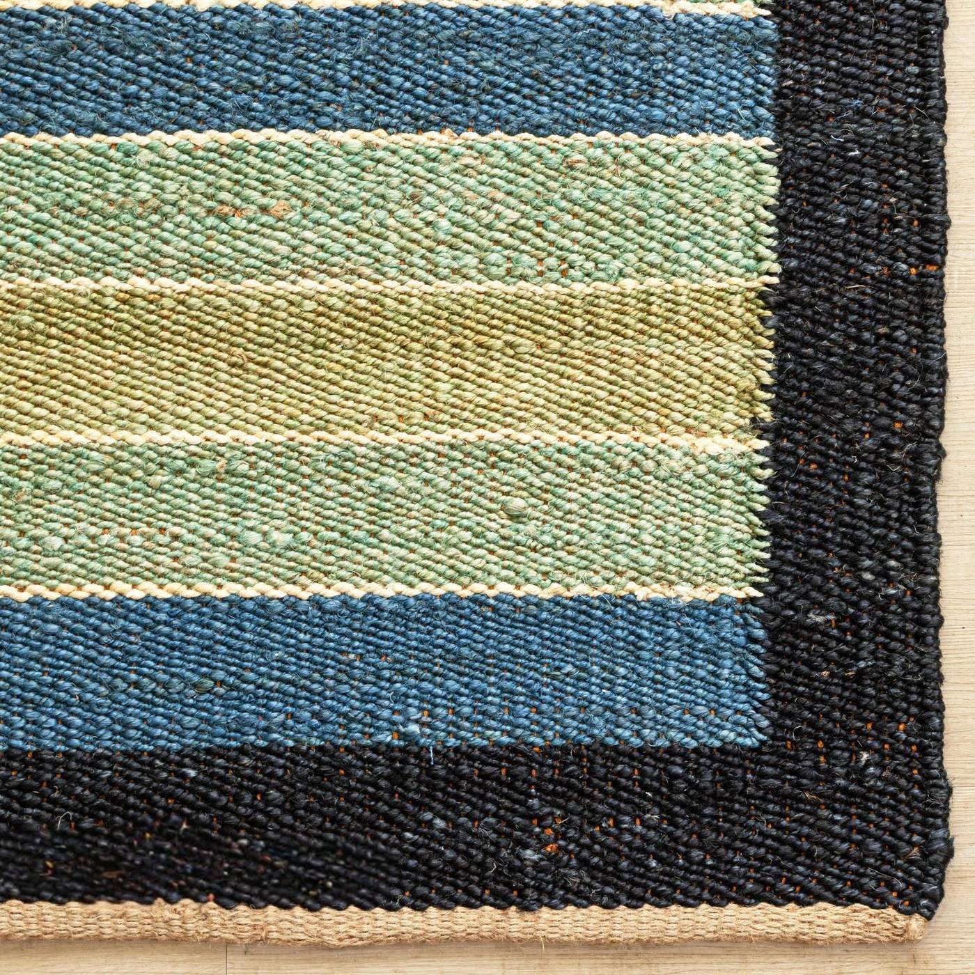 Striped hemp and jute rug with black border Striped hemp and jute rug with black border - Image 4