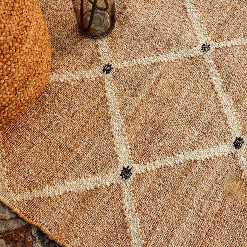 Tan diamond cotton jute area rug - Image 3