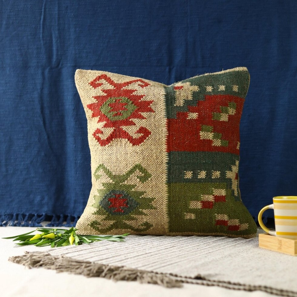 Turkish style wool and jute kilim poillow