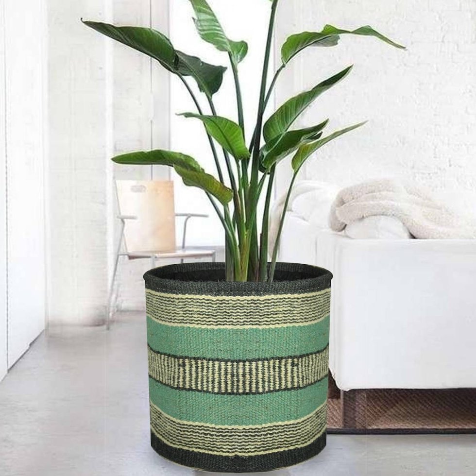 Turquoise stripe jute basket