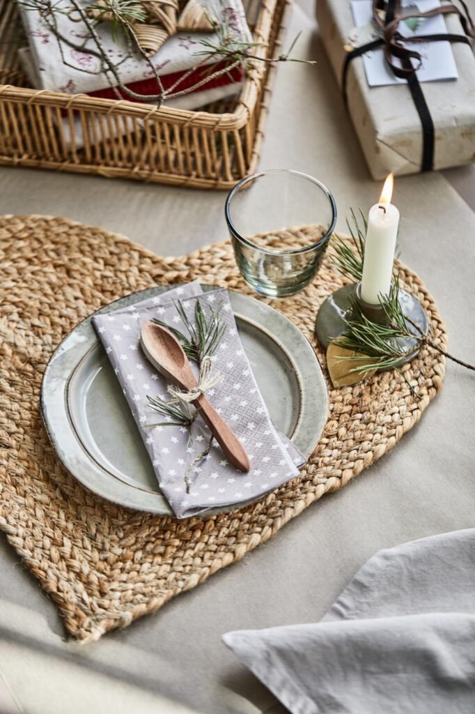 jute heart placemats